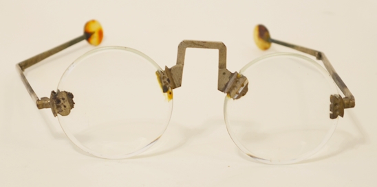 ANTIQUE CHINESE EYEGLASSES - Click Image to Close